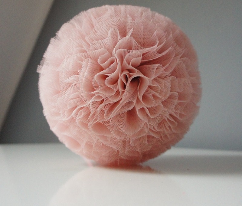 Tulle Pom pom