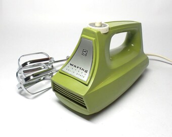 WORKS Waring Hand Mixer in Avocado - Vintage Waring Hand Mixer
