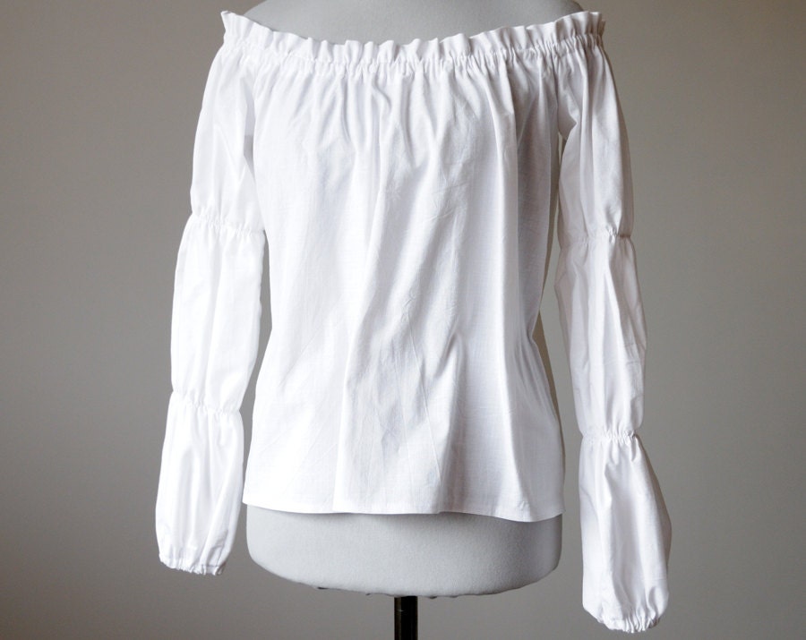 Linen renaissance shirt white off shoulder by CaptainMorganaStore