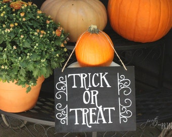 Trick or Treat Hanging Chalkboard