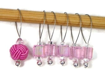 Stitch Markers Snagless Pink Cube Knitting Tools Beaded Celtic Knot Snag Free Handmade