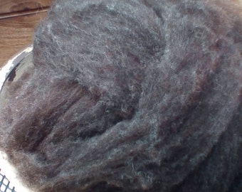 Corriedale x Shetland lambs wool roving, 4oz