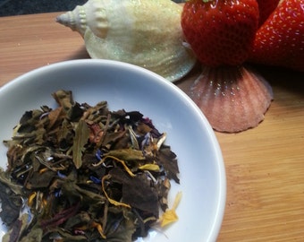 Luscious St. Lucia, Strawberry Guava Green Gourmet Loose Leaf Blended Tea
