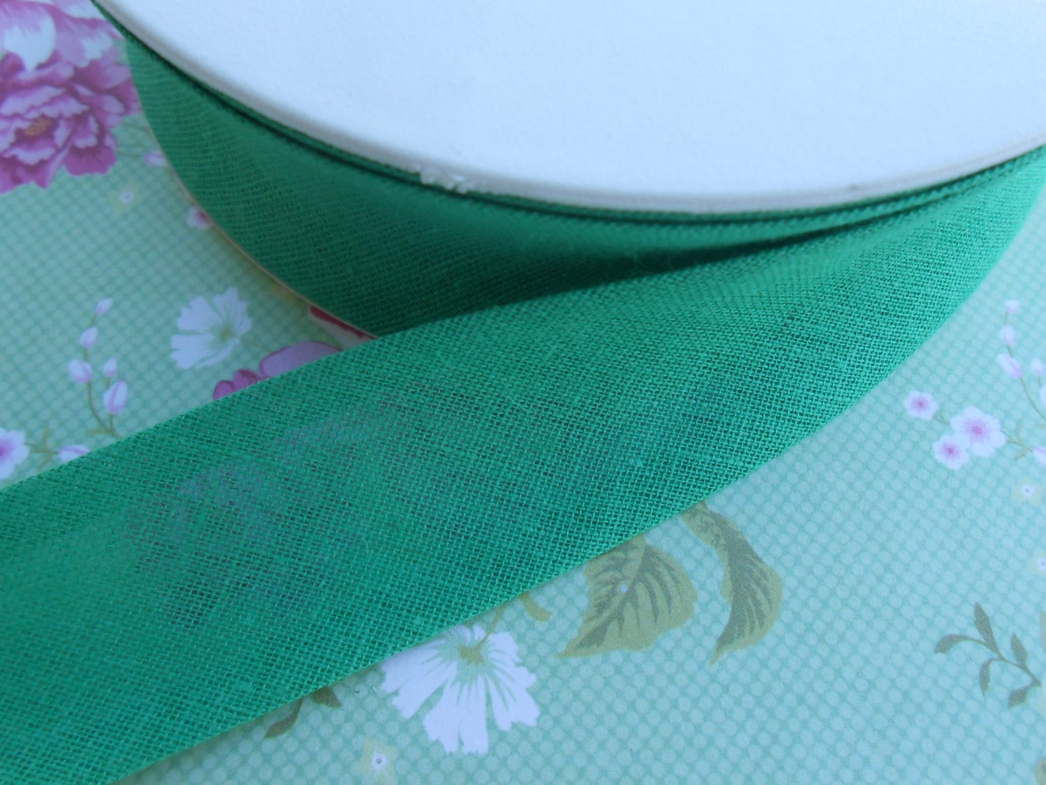 Bias Tape Binding Flag Green 1"width 10 Yards from lallehandmade on