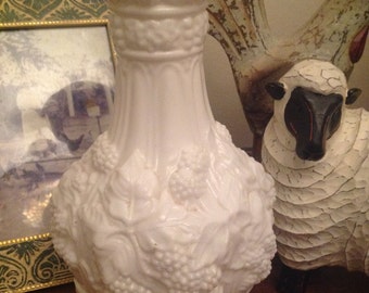 10" Vintage Milkglass Vase