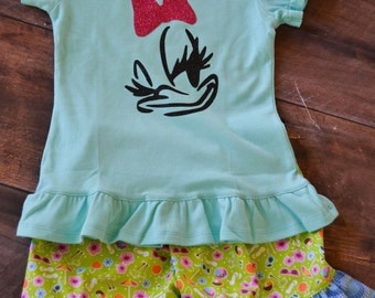 daisy duck shorts