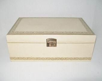 Vintage Jewelry Box Ivory 3 Tier Box Red Interior Key Included