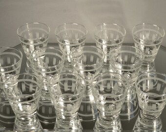 Short Cocktail Glasses Mid Century Clear Cocktail Glasses Etched Cocktail Glasses Clear Cocktail Glasses Cocktail Glass Set Etched Drinkware
