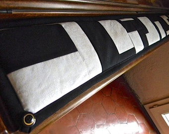 CC 069 path of keyboard, piano keyboard cover, Black and white