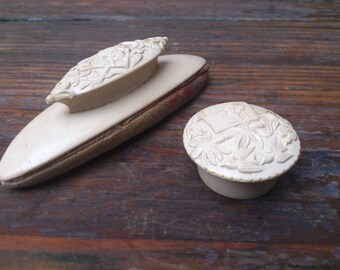 two vintage carved bone Chinese decoration vanity items