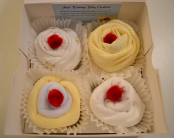 Gender Neutral Baby Cupcake Gift Set Unique Baby Shower Present Newborn Size "I Love Mommy" Yellow Duck Bodysuits, Pants, & Washcloths