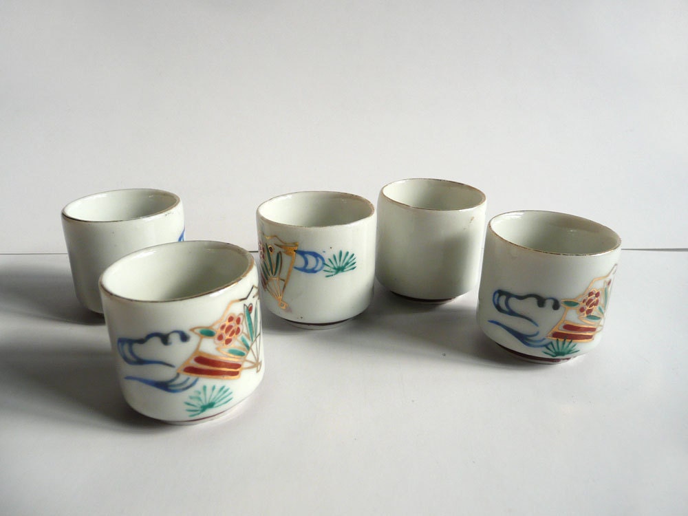Sake cups Japanese vintage porcelain set of five folding
