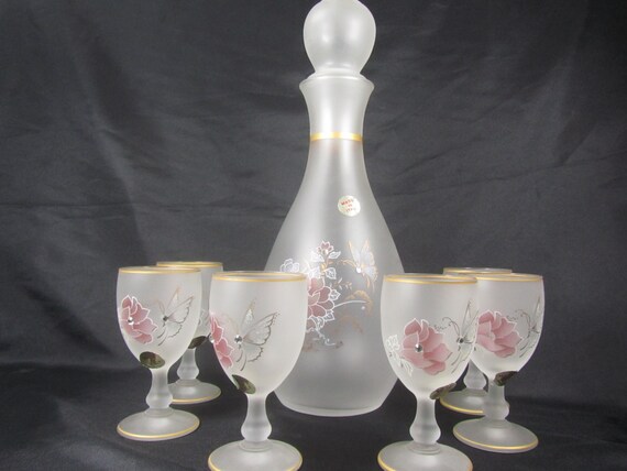 Download DECANTER Set Cordial Set Made in Italyfrosted glass Pink Yellowimages Mockups