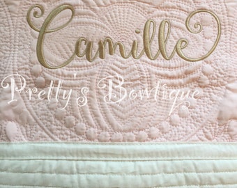 Monogrammed Baby Quilt -- Personalized Baby Quilt -- Cotton Throw Quilt -- Baby Bedding-- Monogram baby quilt