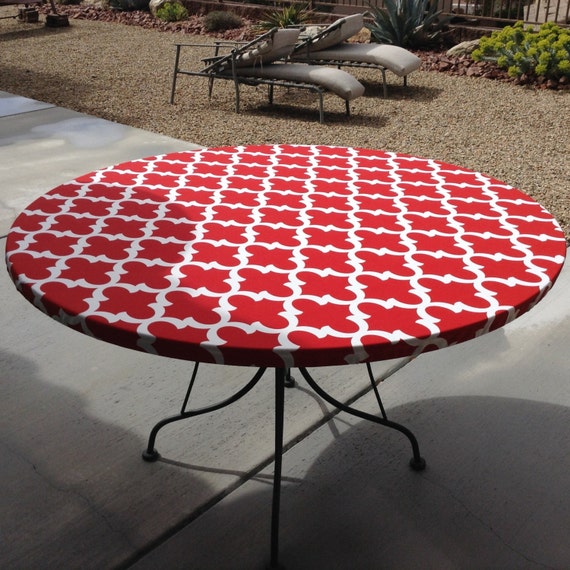 Round Outdoor Fitted Tablecloth. Soil and Stain Resistant.