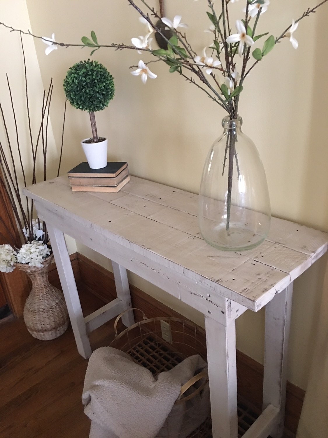 Entry table/Wood table/Entryway table/Entry furniture/Farmhouse table