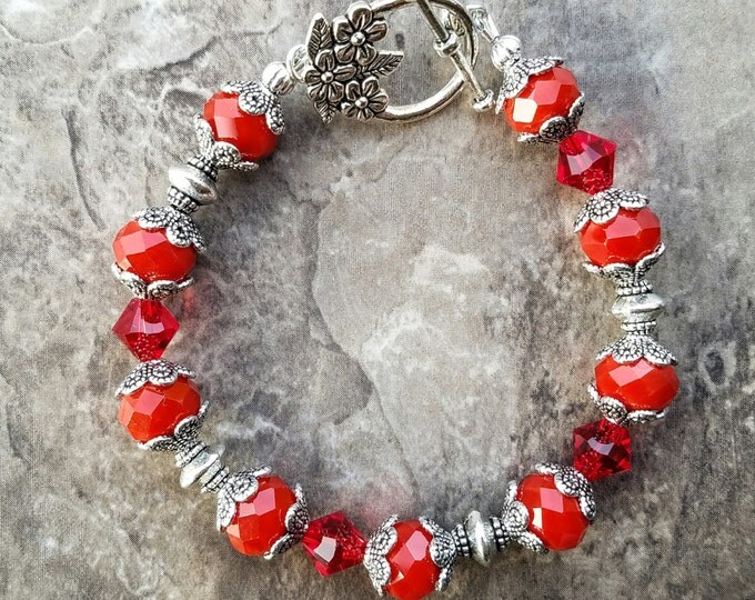Dark red bracelet, Red jewelry, red beaded bracelet, Handmade red bracelet, Red beads bracelet, Unique, bright red bracelet