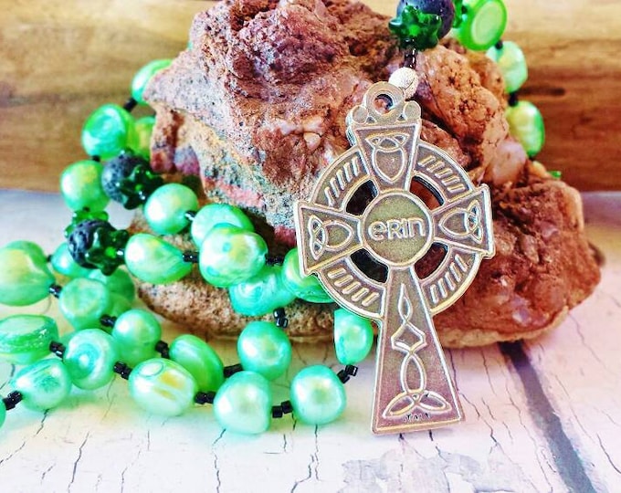 St Patrick Traditional Catholic Rosary ~ Shamrock Green Freshwater Pearls & Italian Silver Celtic Crucifix ~ Birthday, First Communion Gift