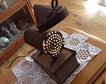 Bee Smoker Lamp