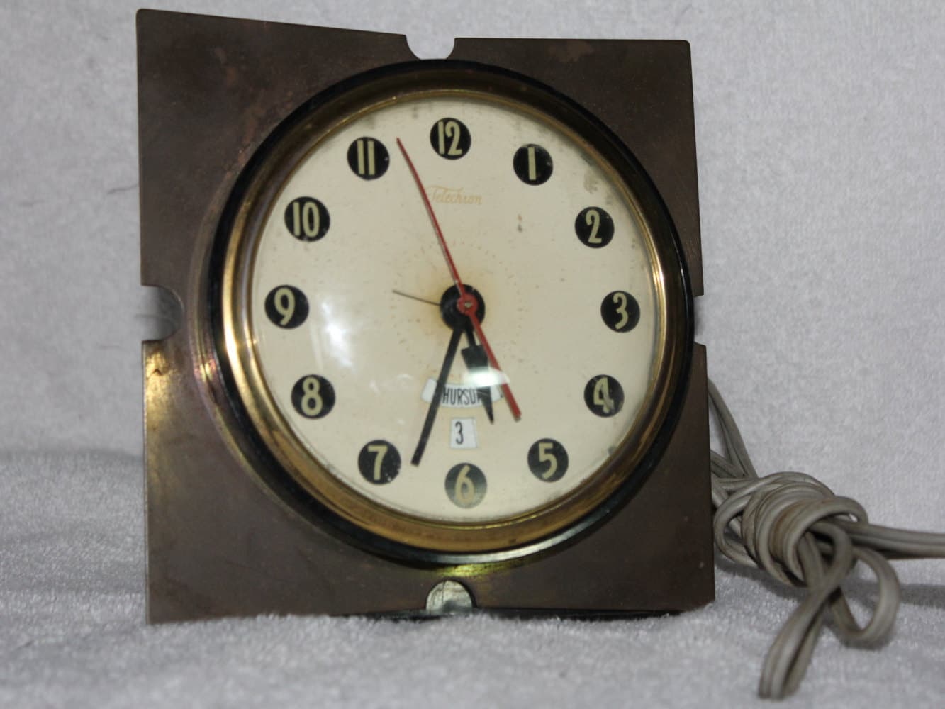 Telechron Day/Date Electric Clock w/ Alarm Model 8H29