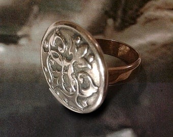 Chivalry - Medieval - arms - hand made bronze ring