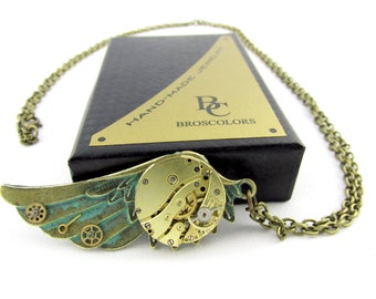 Steampunk Wing pendant necklace, Gold steampunk, Wing jewelry, Best girlfriend necklace, unique steampunk, Gift for her, Flying jewelry, one