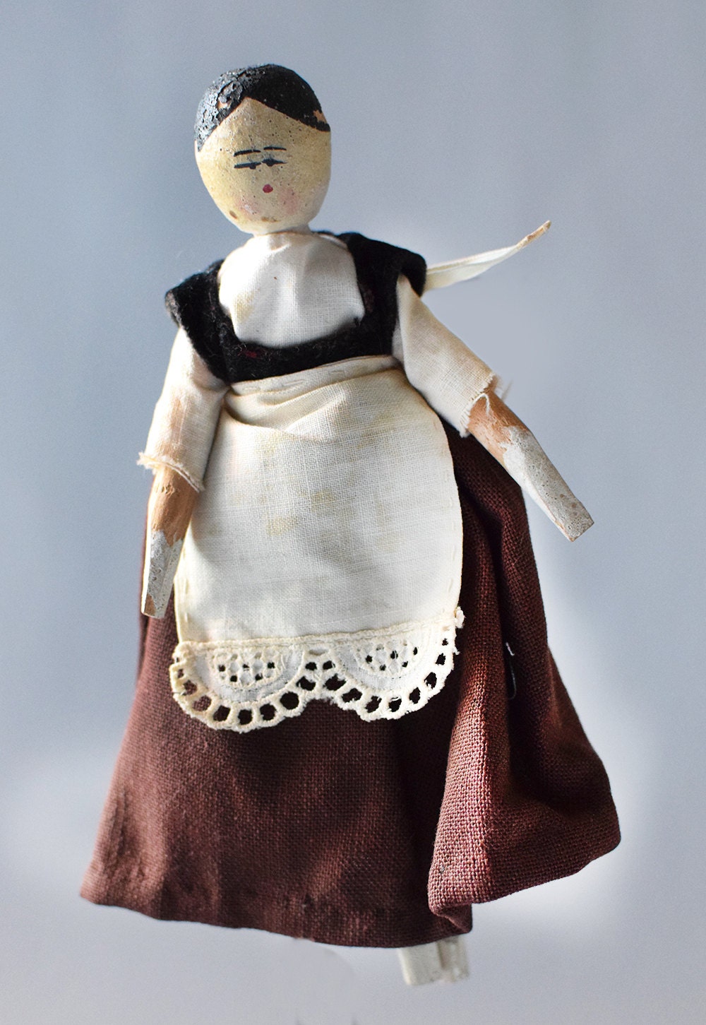 grodnertal doll