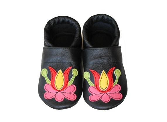 Leather Baby Booties Hungarian Baby Shoes Tulip Black Red