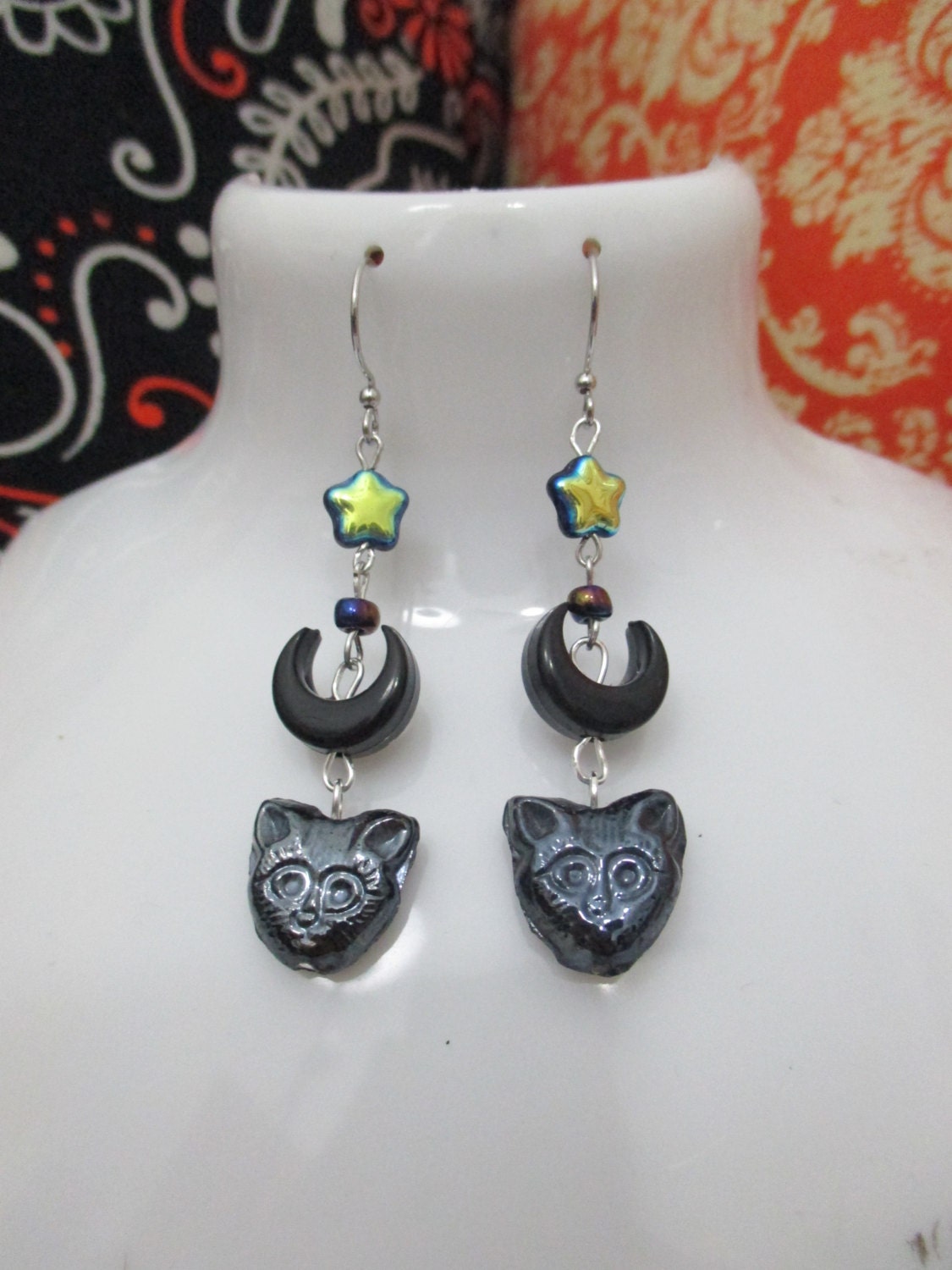 The Familiar Black Cat Dangle Earrings with Crescent Moon