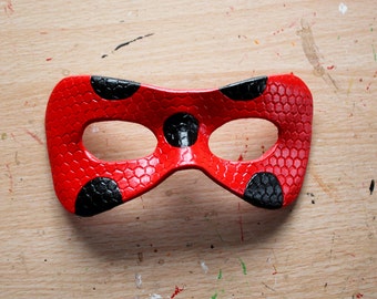 Nid d'abeille/Plain coccinelle masque en cuir - sur commande