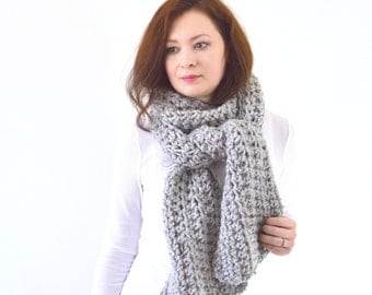 Unisex Large Knit Chunky Classic Style Scarf | The Bern