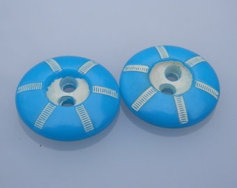 Stencil Vintage Button Pair