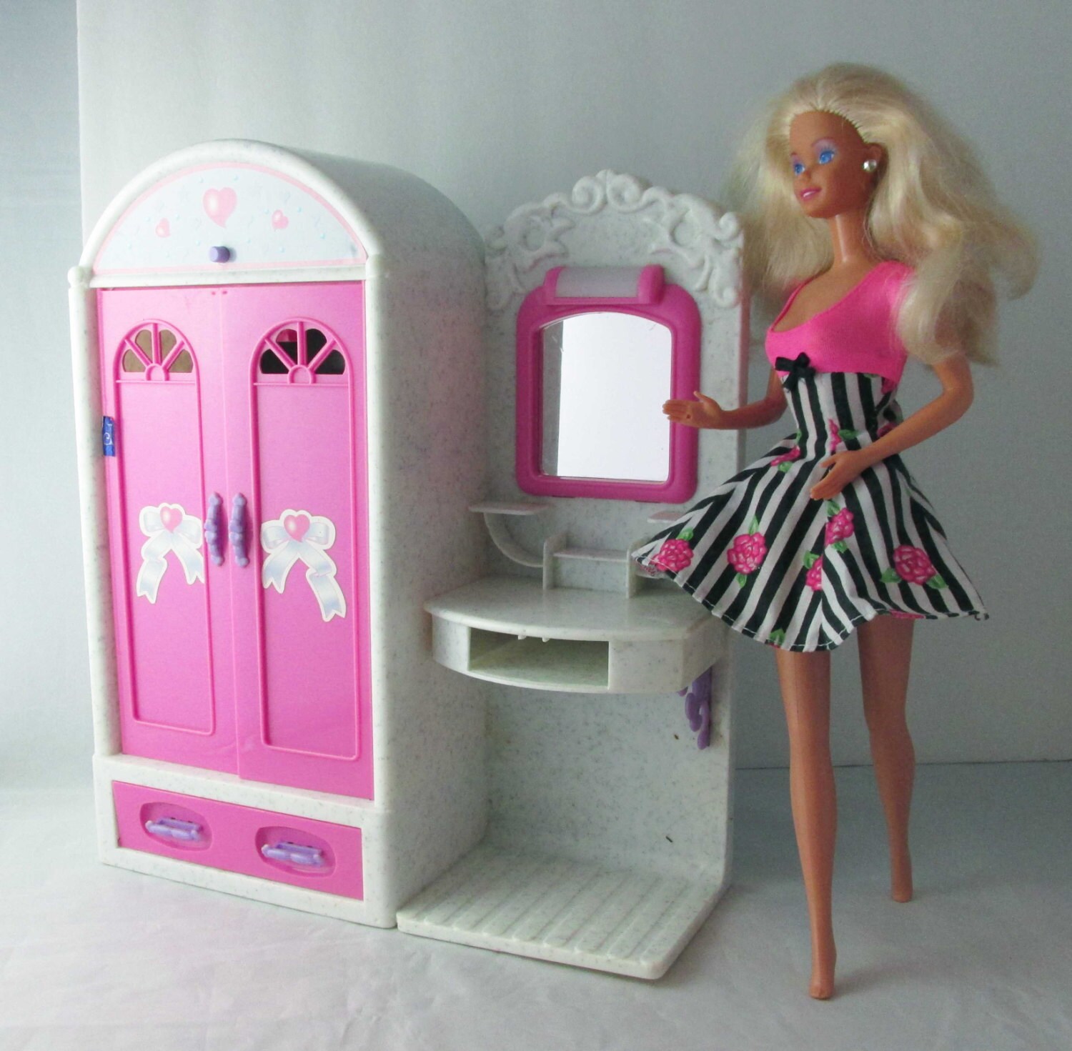 Barbie Fashion Doll Furniture Armoire Dressing Room Marked Geoffrey