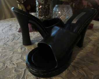Black Platform High Heels - Size 7 1/2 M