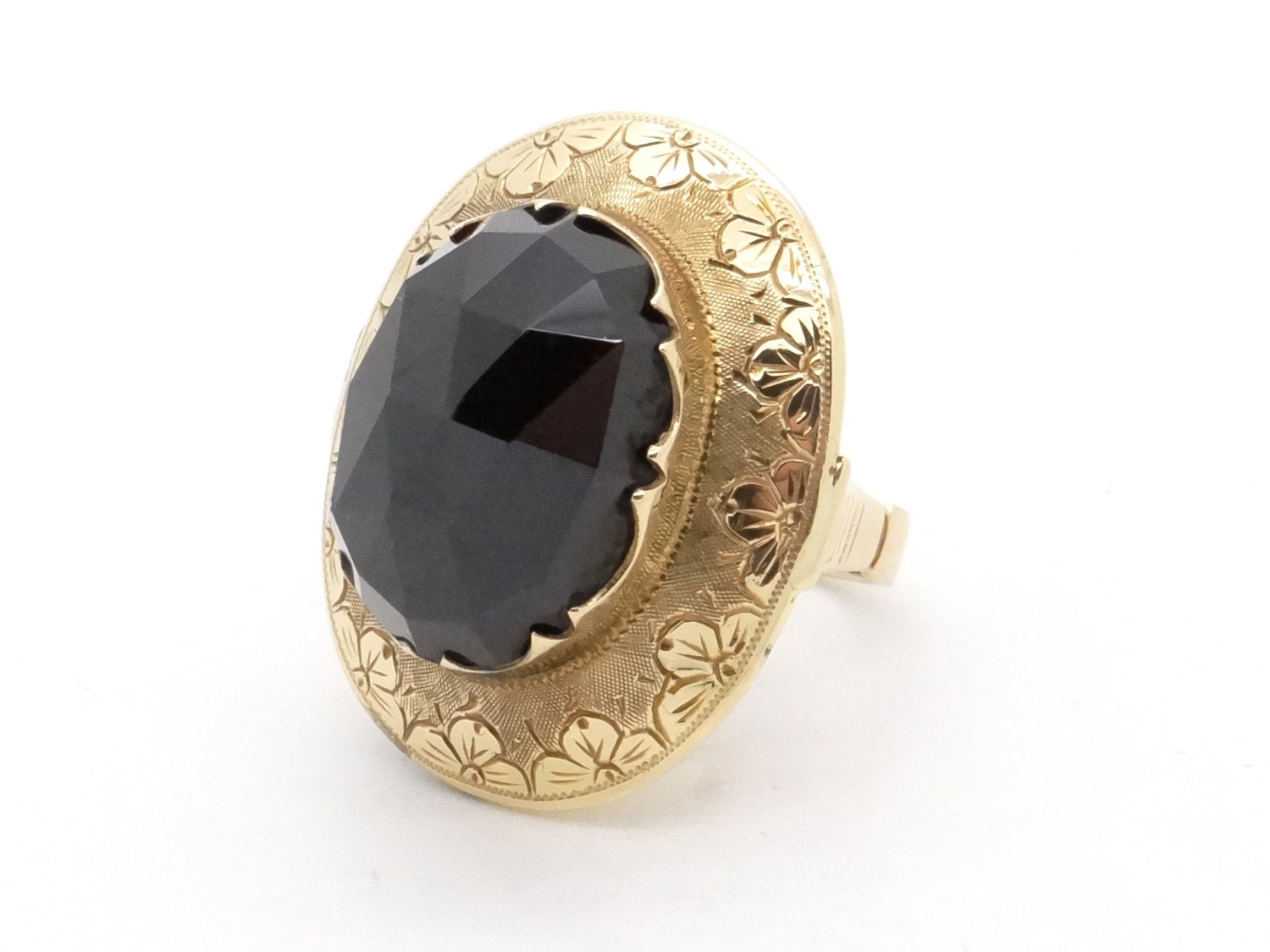 XXL Antique Victorian Garnet & 14K Gold Ring Size 7.5 Rose