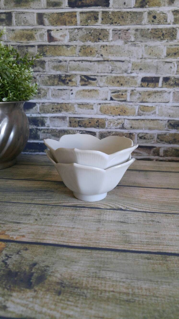 Lotus Bowls Set of 2 White Bowls