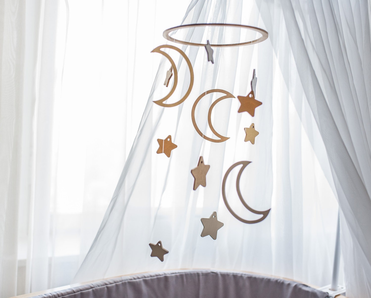 Baby mobile Nursery decor Baby mobile woodland Crib mobile