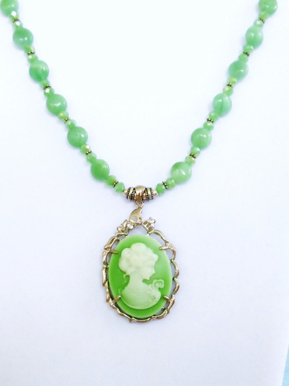 Jade Beaded Necklace Strand Cameo Pendant Handmade Green Jade