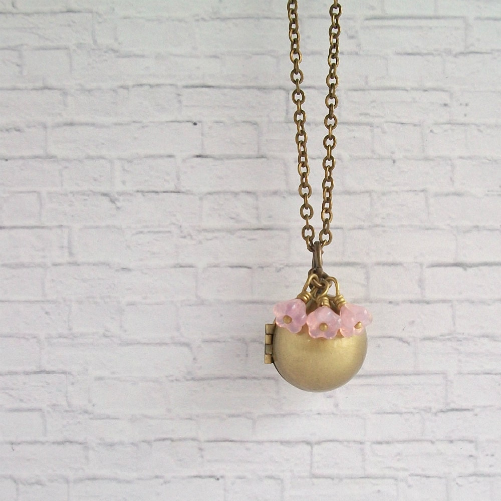 Antique Gold Ball Locket Necklace Round Orb Pendant Vintage