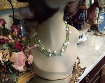 Green turquoise and freshwater pearl necklace