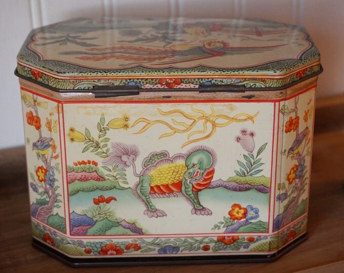 Huntley Palmer Biscuit Tin