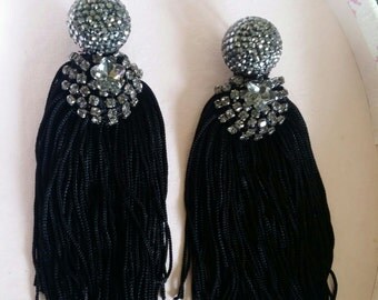 Black earrings made of silk and strass