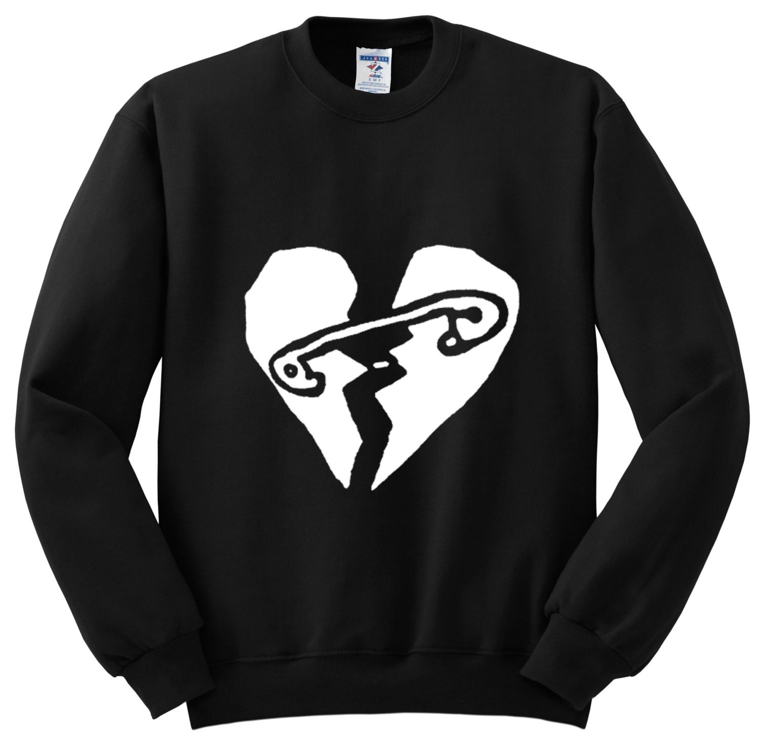 5 seconds of summer 5sos safety pin heart by shoptrainwreck