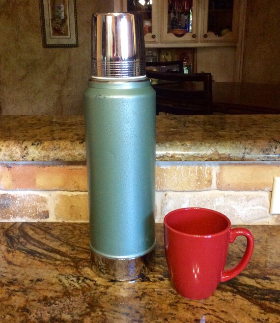 Vintage Aladdin Stanley Thermos Hammertone Green A944B 1