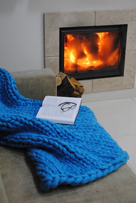 SALE!  Chunky Knit blanket, Gifts, Wool blanket, Knitted blanket, Chunky blanket, Knit Throw, super bulky blanket, Bulky Gift, Light Blue