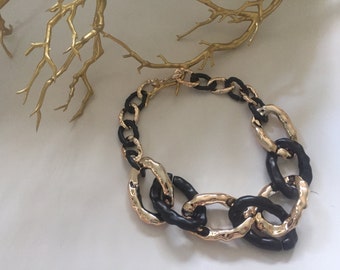 Plastic chain two colored necklace