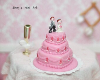 1:12 Dollhouse Miniature Pink Heart Wedding Cake/ Dollhouse Miniature Cake/ Miniature food BD K 1117