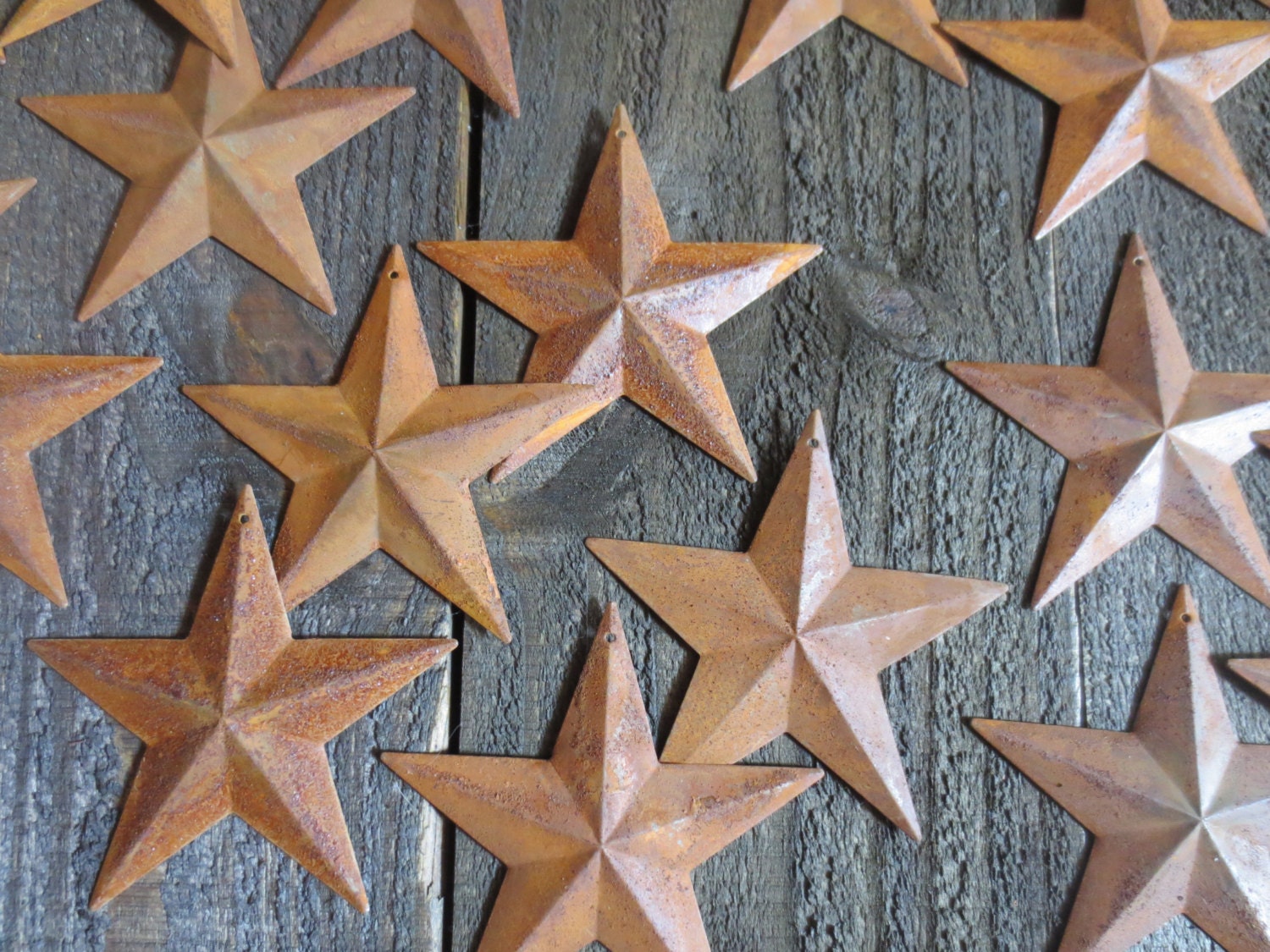 Set of 25 Rusty Tin Stars 3.75 inch Dimensional Primitive Barn Country