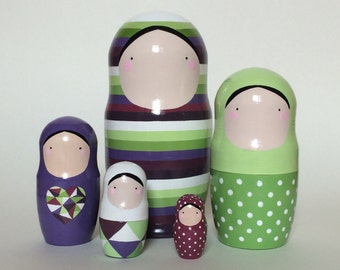 Nesting dolls. Matryoshka dolls. Russian dolls.
