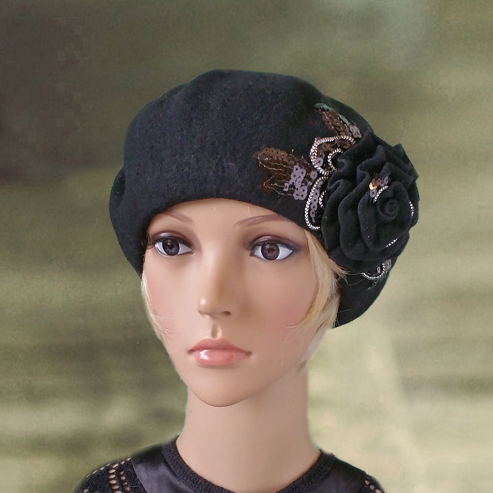 Black felt beret French style beret French wool beret Felt